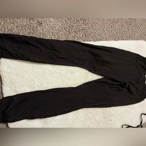 Black leggings